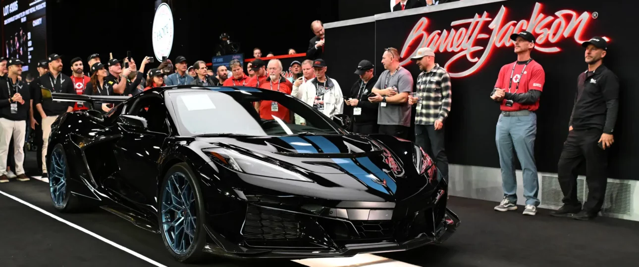 First Retail 2025 Chevy Corvette ZR1 vendu pour 3,7 M $
