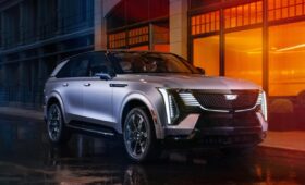 https://autoproyecto.com/2025/pruebas-de-autos/cadillac-escalade-iq-uxury-ii-2025.html