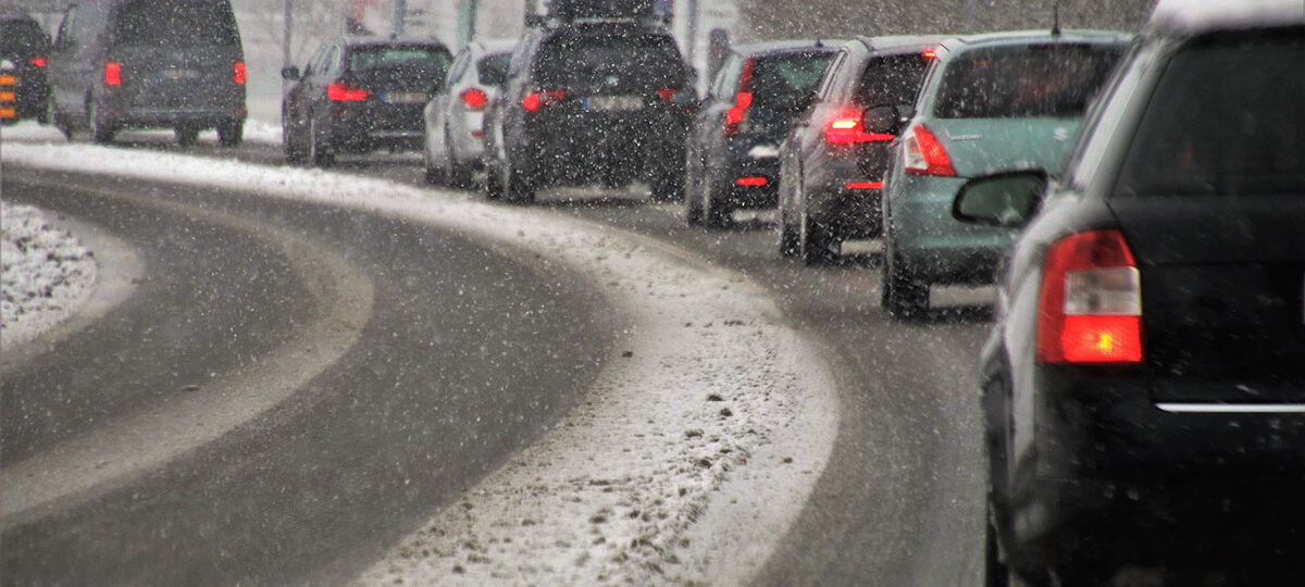 Conseils pour conduire en hiver : Maîtriser la neige sans crainte